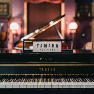 weight of Yamaha P71 Piano