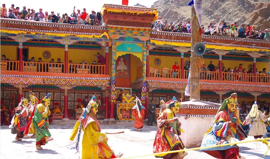 10 Amazing Festivals in Ladakh to Add to Your Bucket List