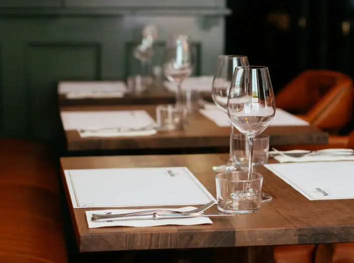 WHAT IS IMPORTANT ABOUT RESTAURANT TABLE