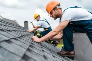 What to Expect When Working with Recommended Huntsville Roofers