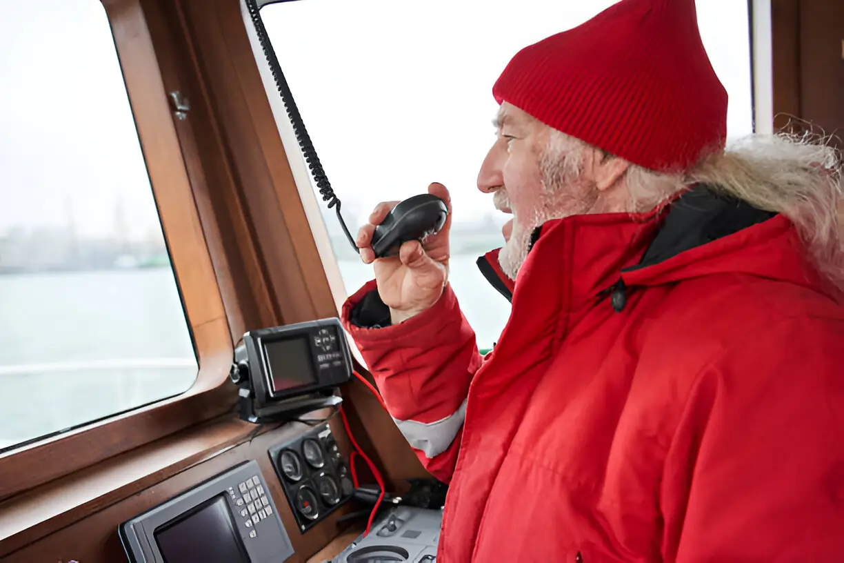 How C-MAP and Navionics Perform Under Poor Weather Conditions?