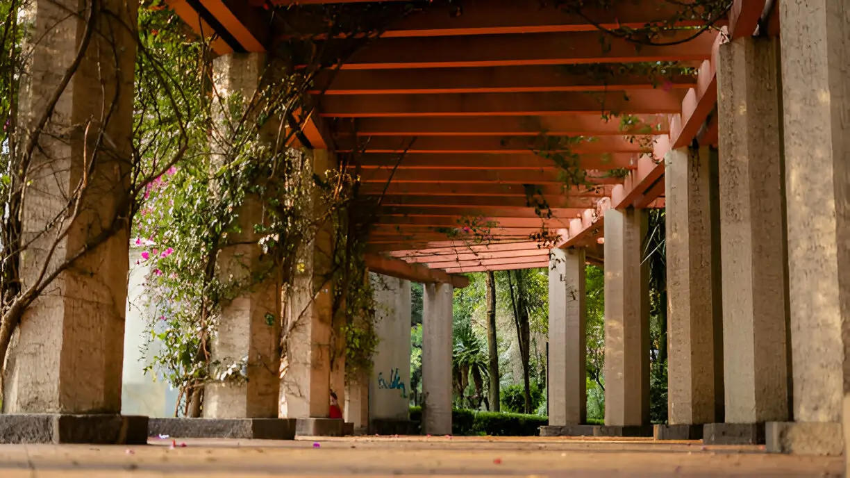 Can A Pergola Be Attached To A House?