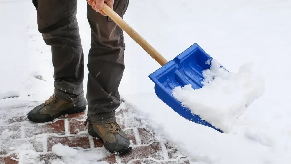 How Improper Snow Removal Leads to Injury Claims Against Commercial Property Owners