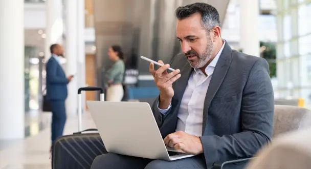How to Keep Your Workflow Smooth While Traveling Frequently