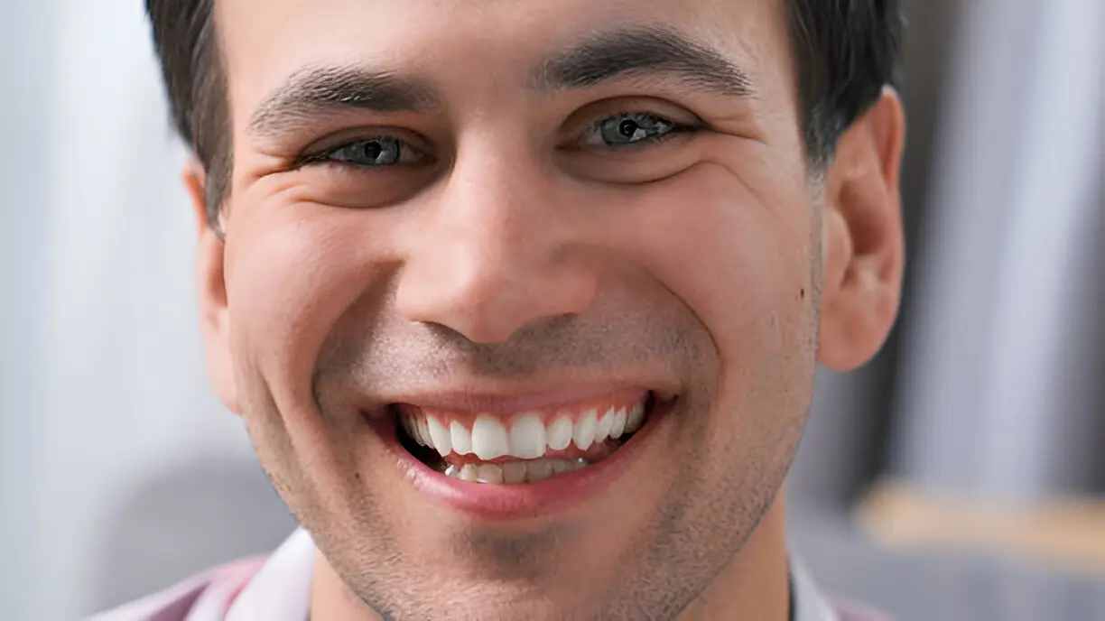 Are Veneers the Secret to a Hollywood Smile?
