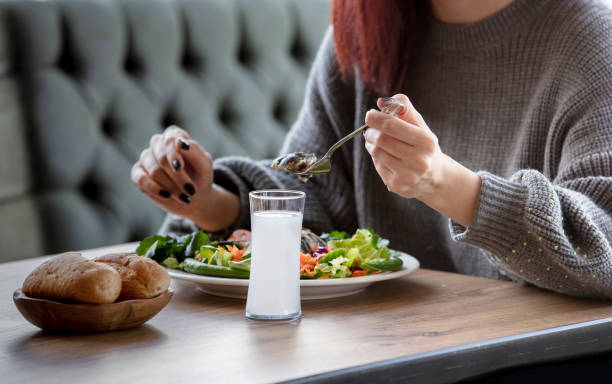 How This Weekly Shot Helps With Appetite Control