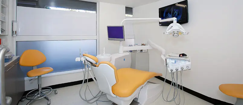 What Every Dentist Should Know Before Starting a Clinic
