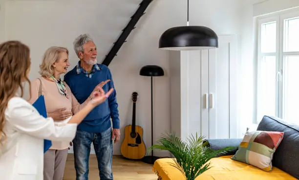 Choosing the Right Senior Apartment: A Comprehensive Guide