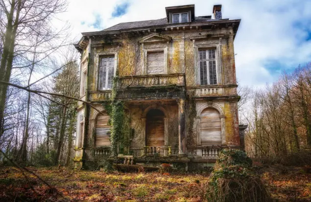 From Ruins to Riches How to Flip Old Houses for Profit